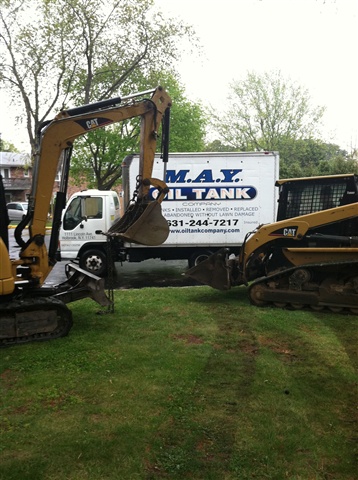 MAY Tank Truck with heavy digging equipment